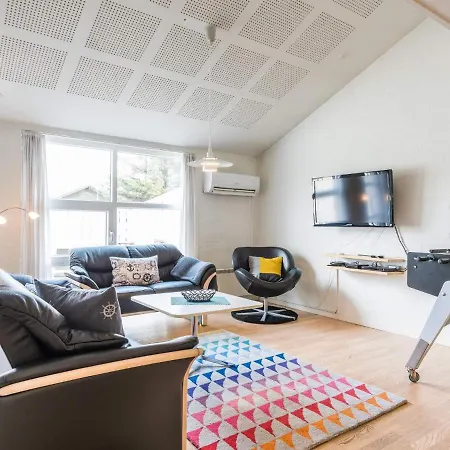 Modern Retreat In Blavand-by Traum Hébergement de vacances